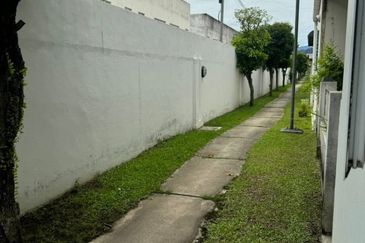 Dorset Place @ Taman Lapangan Setia