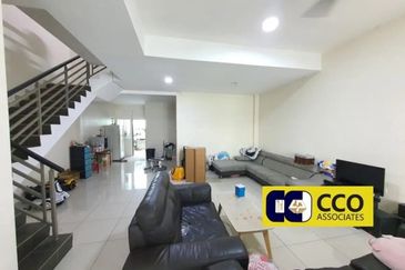 Taman Lapangan Hartamas Botani