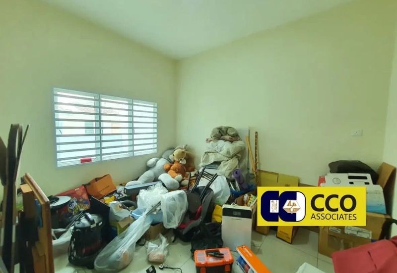 Taman Lapangan Hartamas Botani