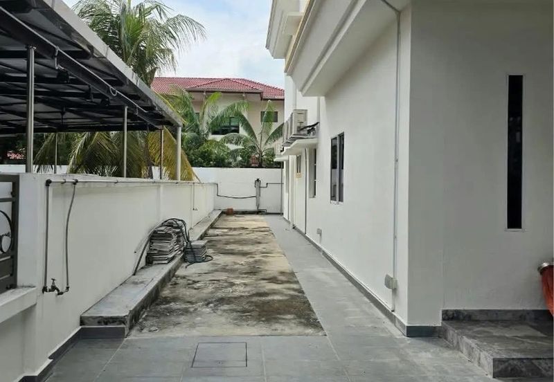 JALAN THOMPSON/JALAN TUN DR ISMAIL