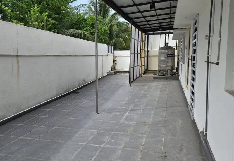 JALAN THOMPSON/JALAN TUN DR ISMAIL