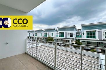 Springfields Residences (Taman Pinji Tropika)