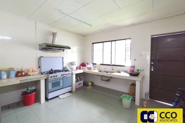 TAMAN CAHAYA BERCHAM