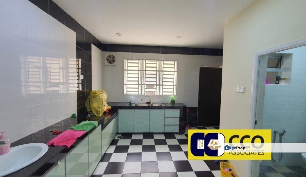 Lahat Baru Double Storey Terrace House For Sale, Perak, Kinta