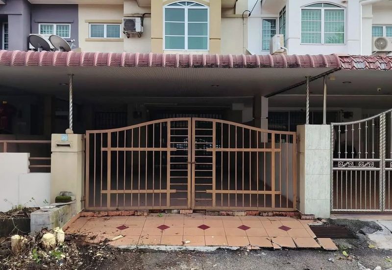 TAMAN ANJUNG TAWAS SINARAN