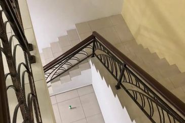 TAMAN MERU DESA PARK