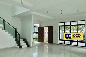 Panorama Lapangan Akasia @ Botani