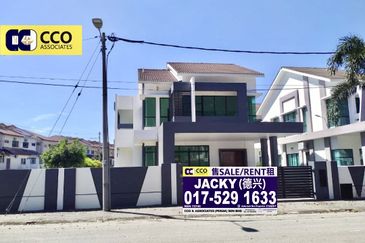 Panorama Lapangan Akasia @ Botani