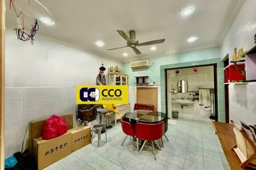 TAMAN ANJUNG BERCHAM UTARA