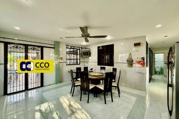 TAMAN ANJUNG BERCHAM UTARA