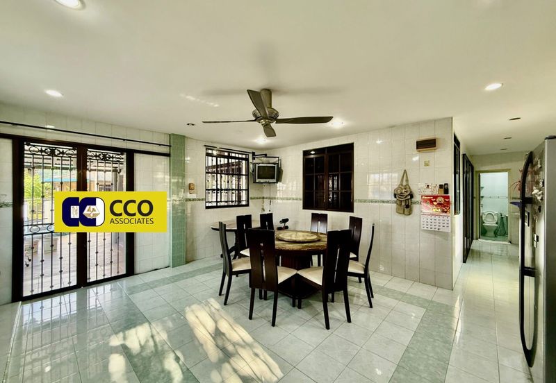 TAMAN ANJUNG BERCHAM UTARA