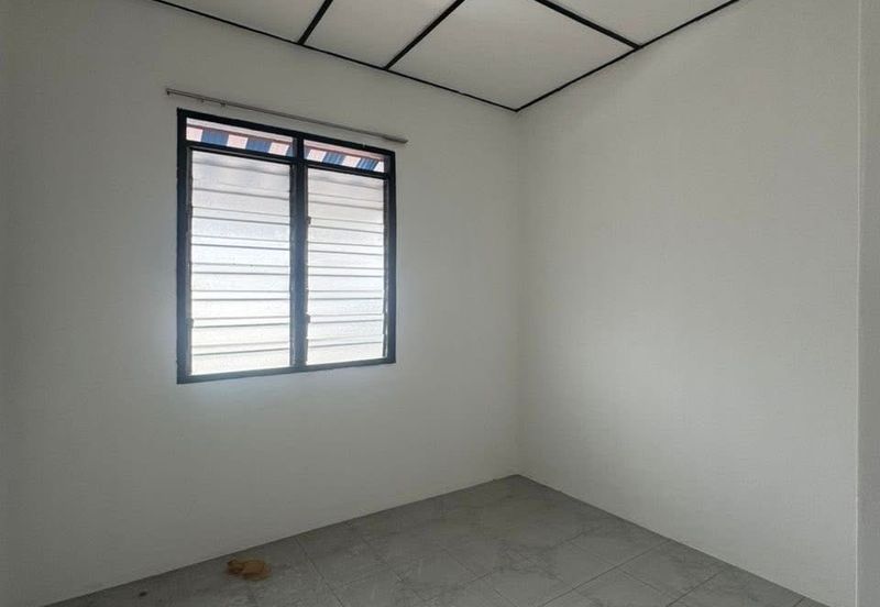 TAMAN BANDAR BARU MENGLEMBU