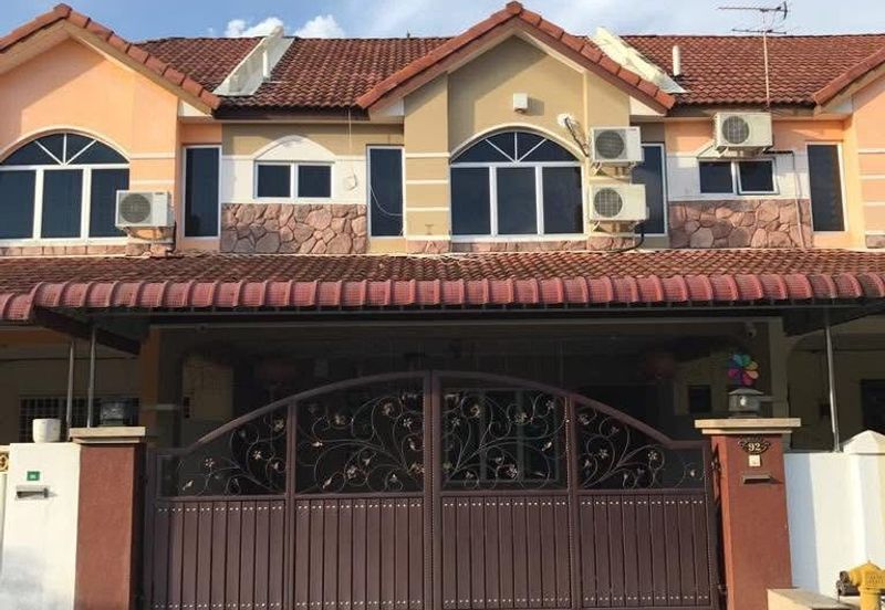 TAMAN BERCHAM TROPICANA