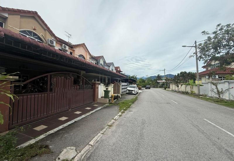 TAMAN BERCHAM TROPICANA