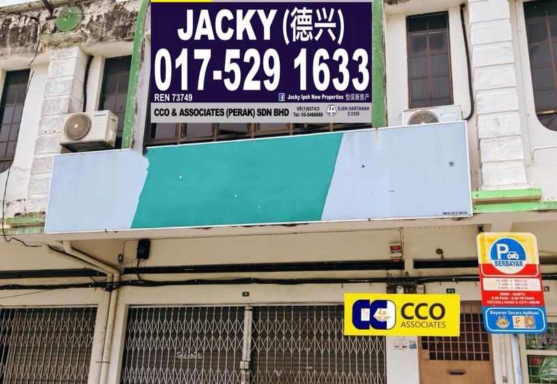 Jalan Pasir Puteh, Station 18