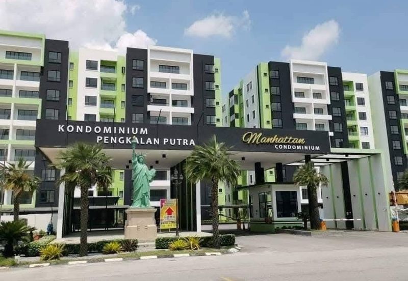 Manhattan Condominium