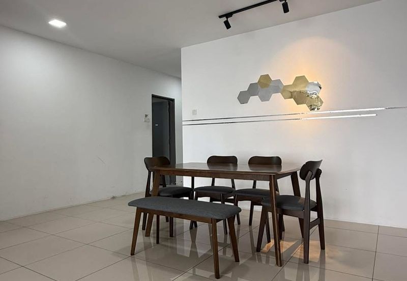 Manhattan Condominium