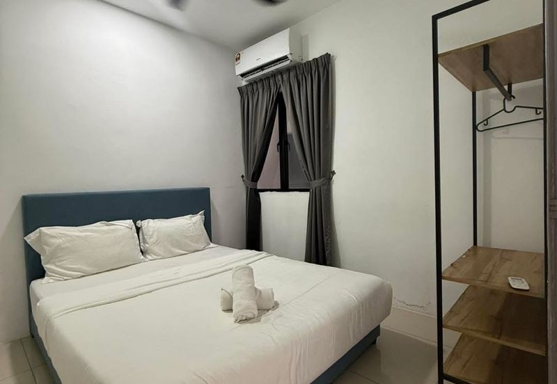 Manhattan Condominium