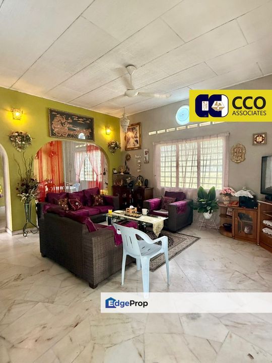 Buntong Single Story Bungalow House For Sale, Perak, Ipoh