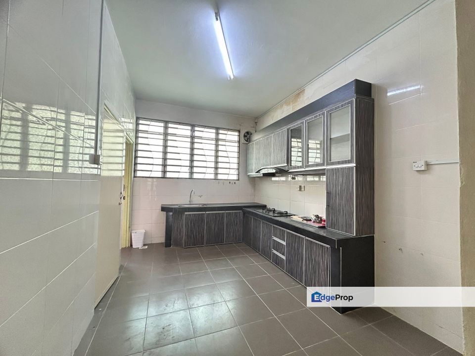 Menglembu Impiana Adril Double Storey House, Perak, Menglembu