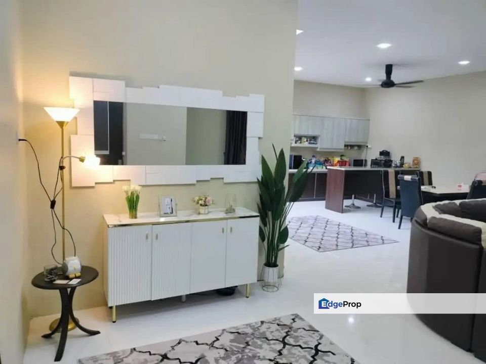 Ipoh South Precinct Facing Field 3 Storey Semi D , Perak, Ipoh