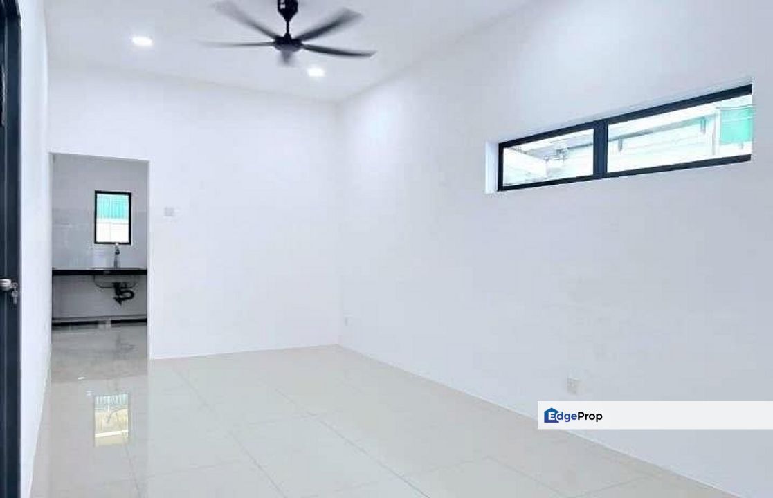 Pengkalan Pasir Putih Double Storey Semi-D House   , Perak, Ipoh