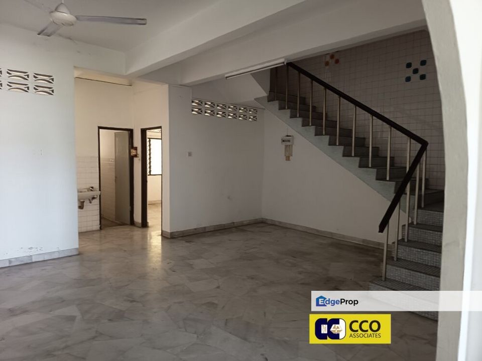 Jalan Kuala Kangsar @Taman Wing Onn Double Storey House For Sale, Perak, Kinta