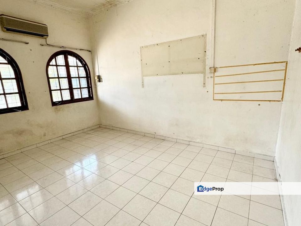 Ipoh Town Hot Area @Canning Garden Single Storey House For Sale, Perak, Ipoh