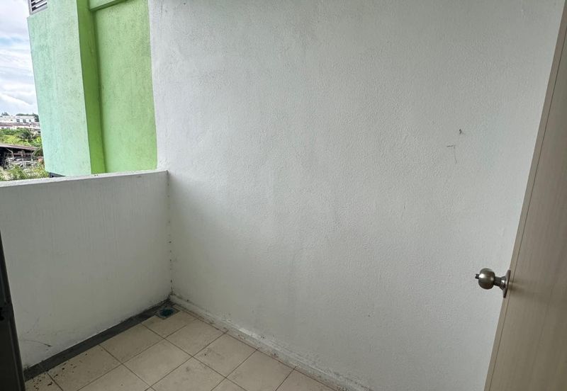 Manhattan Condominium