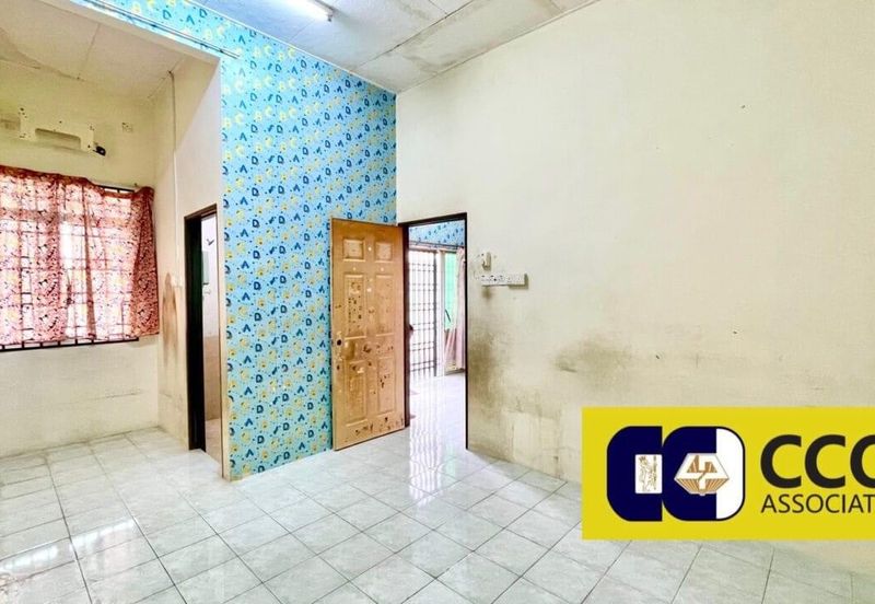 Pengkalan Station 18 Single Storey House