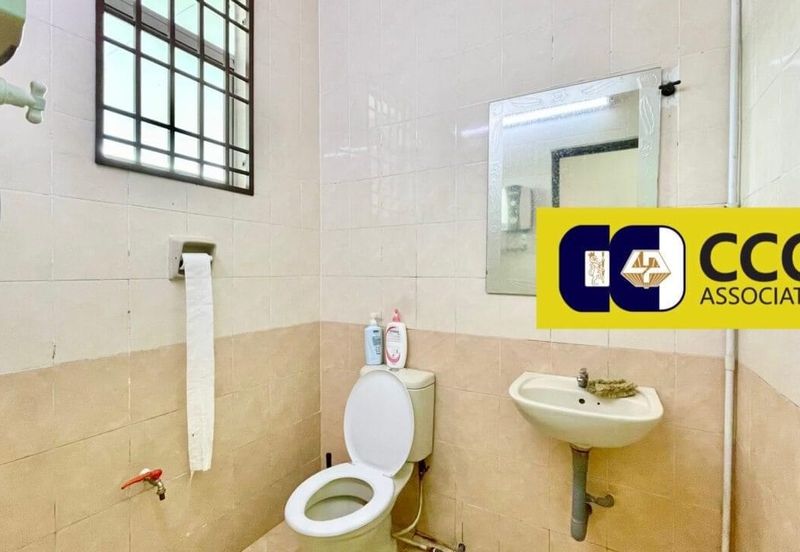 Pengkalan Station 18 Single Storey House