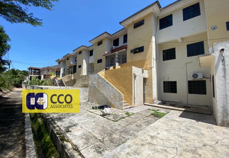 MERU VALLEY RESORT (GOLFVIEW TERRACE)