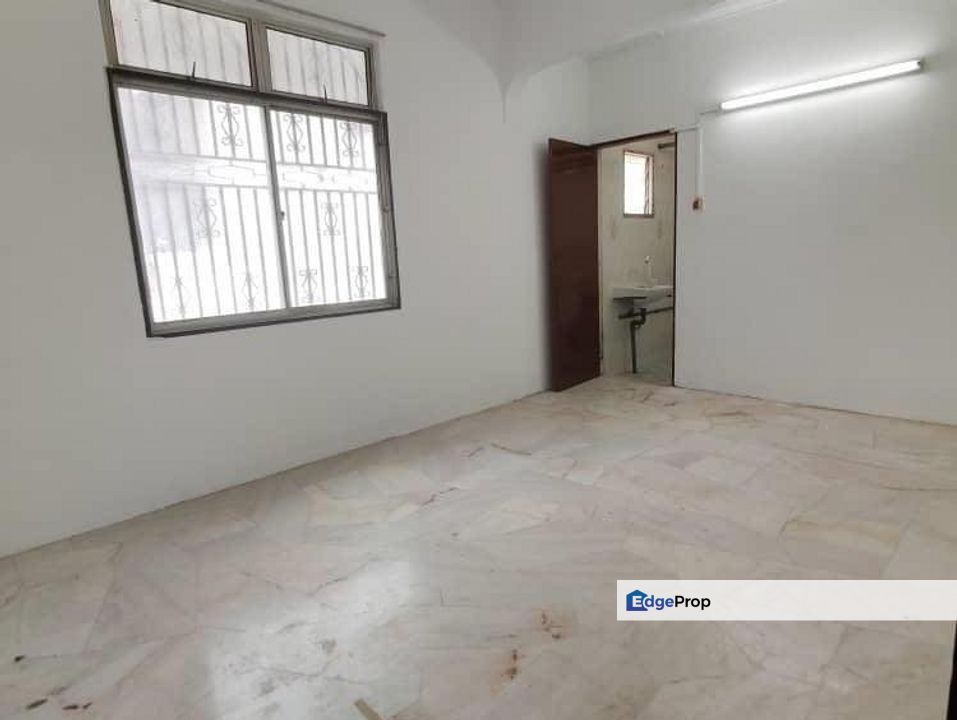 Tambun Double Storey Semi D Below Market Value House For Sale, Perak, Ipoh