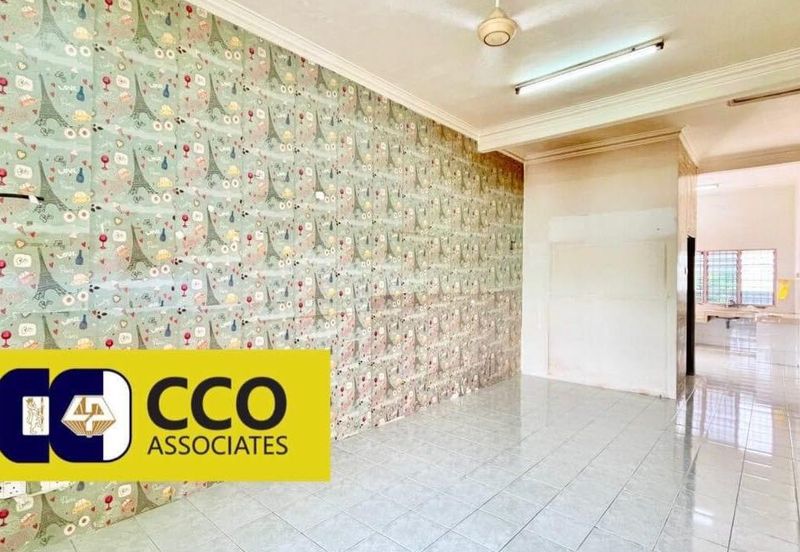 Pengkalan Station 18 Single Storey Terrace House For Sale