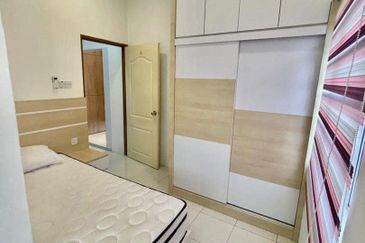 🔥Pengkalan, Ipoh *Gated Guarded*Double Storey Corner House For Rent🔥