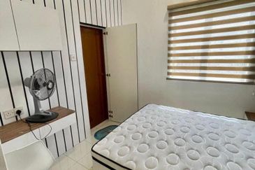 🔥Pengkalan, Ipoh *Gated Guarded*Double Storey Corner House For Rent🔥
