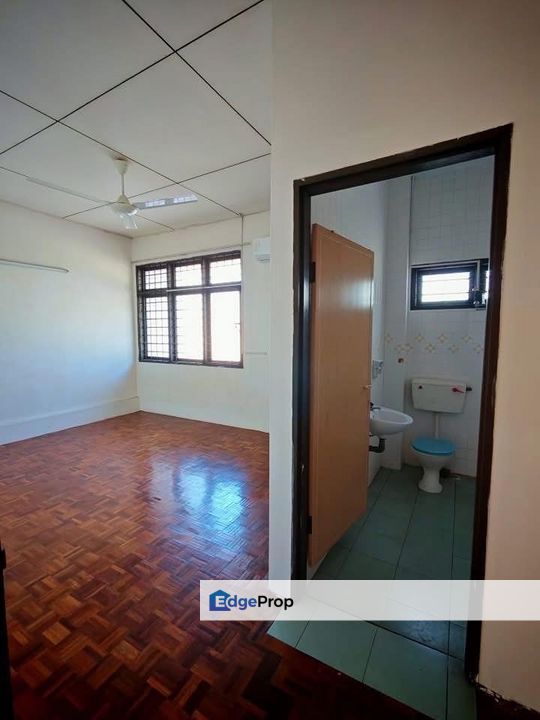 Below Market Value Ipoh Garden East House, Perak, Ipoh