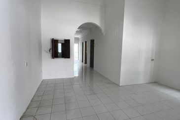 Panorama Lapangan Perdana