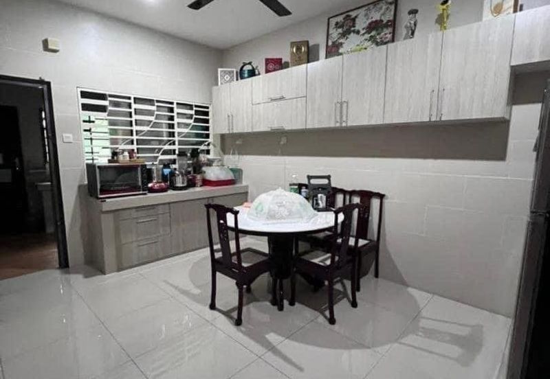 Taman Lapangan Hartamas Botani