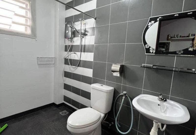 Taman Lapangan Hartamas Botani