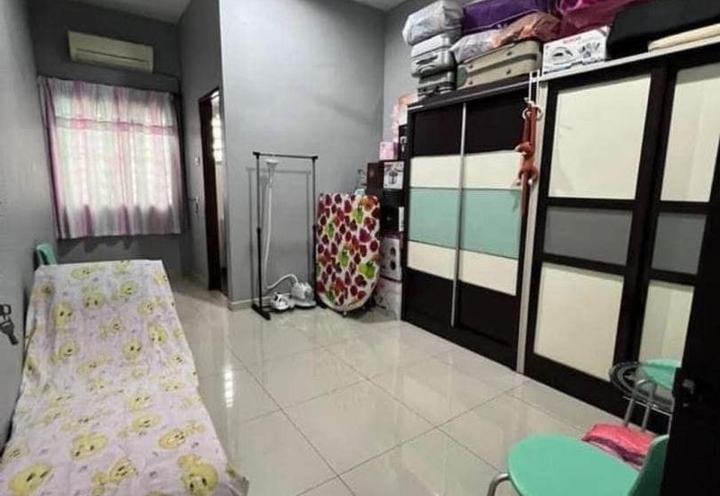 Taman Lapangan Hartamas Botani