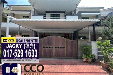 Taman Lapangan Hartamas Botani