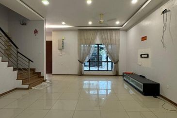 Dorset Place @ Taman Lapangan Setia