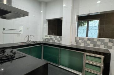 Dorset Place @ Taman Lapangan Setia