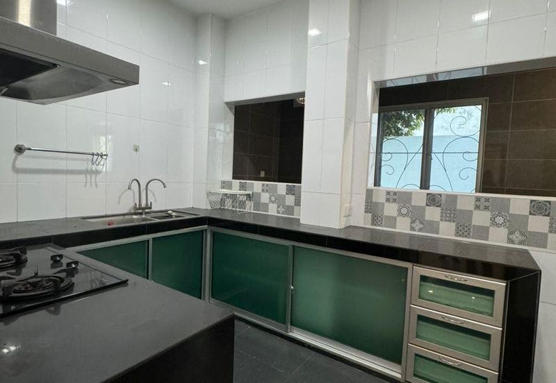 Dorset Place @ Taman Lapangan Setia