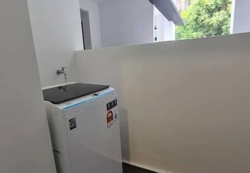 THE COVE HILLSIDE RESIDENCE