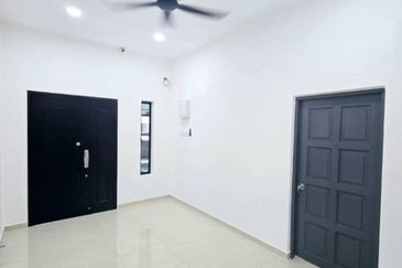 🔥Pengkalan Renovated Single Storey Terrace House🔥@🏠 Taman Puteri Lindungan Bulan  
