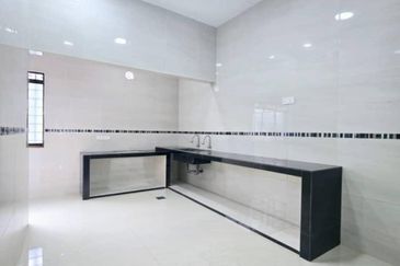 🔥Pengkalan Renovated Single Storey Terrace House🔥@🏠 Taman Puteri Lindungan Bulan  