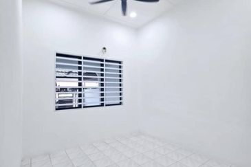 🔥Pengkalan Renovated Single Storey Terrace House🔥@🏠 Taman Puteri Lindungan Bulan  