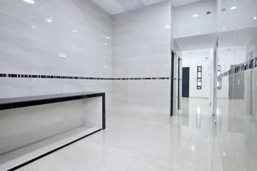 🔥Pengkalan Renovated Single Storey Terrace House🔥@🏠 Taman Puteri Lindungan Bulan  